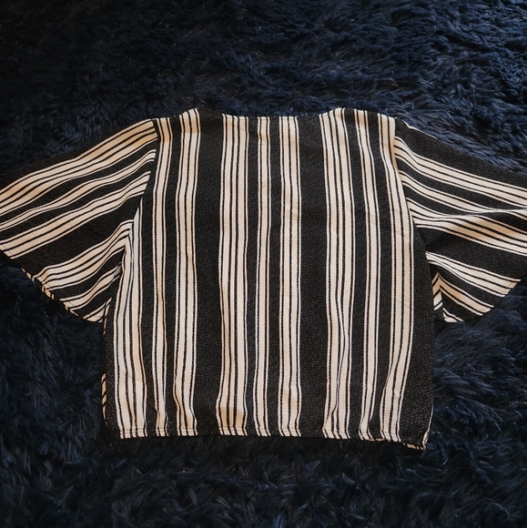 Sadie & sage black/cream striped cropped blouse size medium - Picture 2 of 5